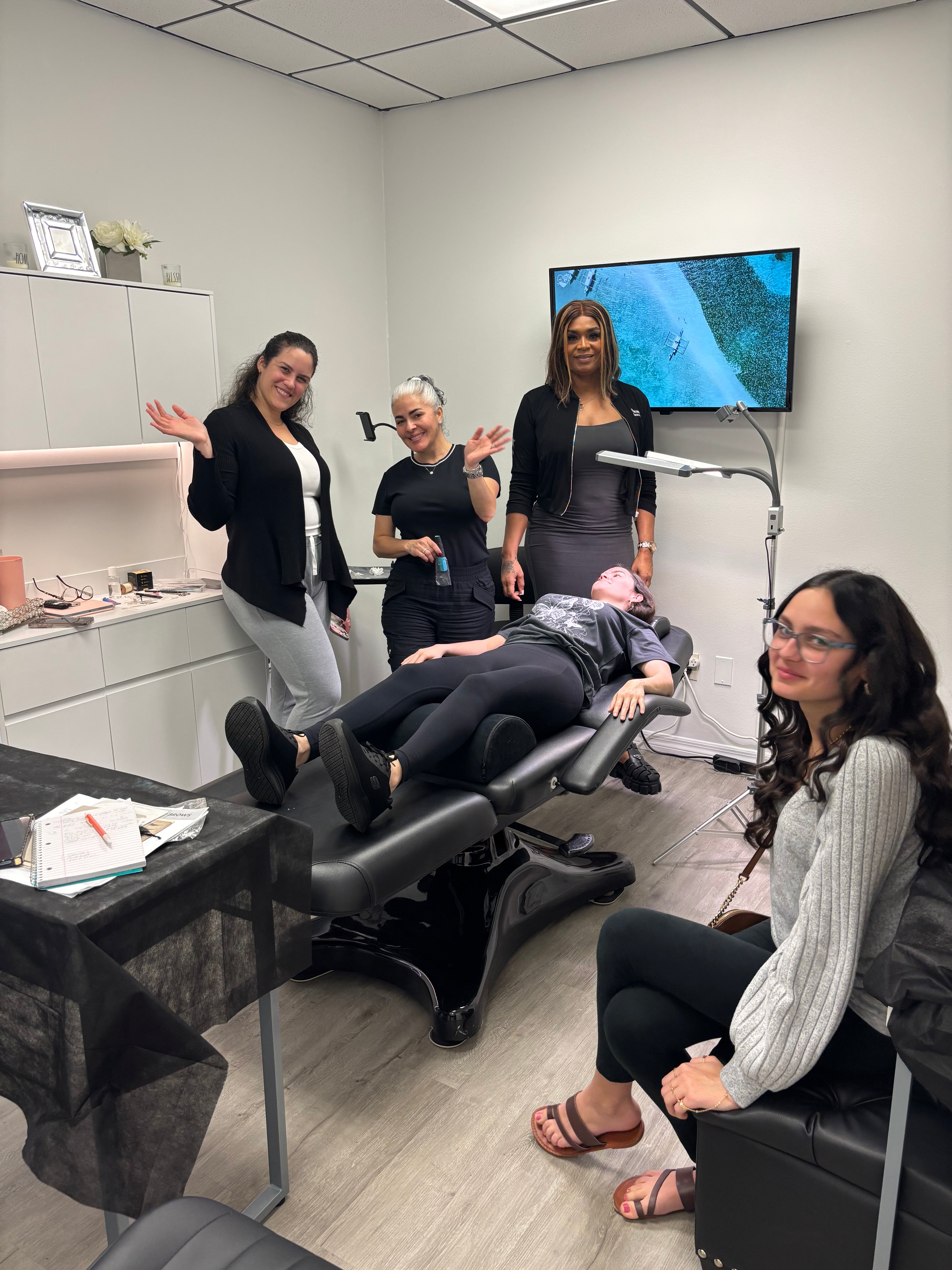 Comprehensive Beauty Training – PMU & Aesthetic Specializations
