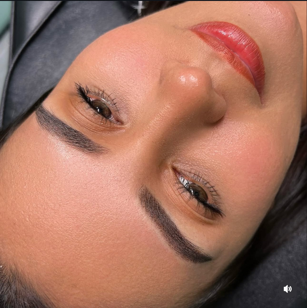 Powder Brows &amp; Ombré Brows